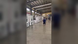 เครื่องทดสอบสเปรย์เกลืออัตโนมัติสำหรับการตรวจสอบการกัดกร่อนของส่วนประกอบ การหล่อโลหะ และชิ้นส่วนอิเล็กทรอนิกส์